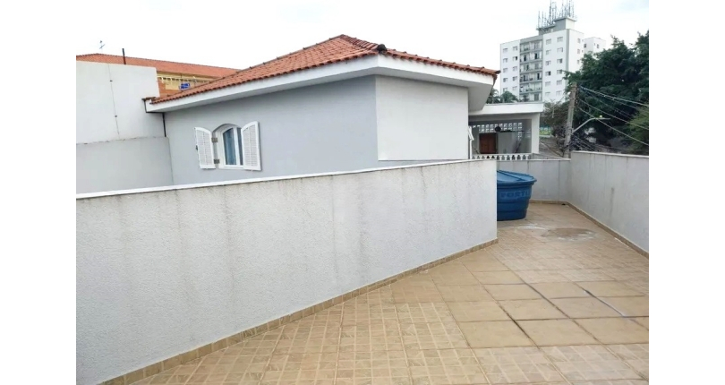  Sobrado à venda no Bairro da Vila Pereira Barreto na Rua Luís Carneiro,