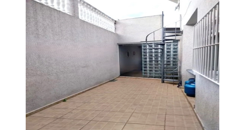  Sobrado à venda no Bairro da Vila Pereira Barreto na Rua Luís Carneiro,