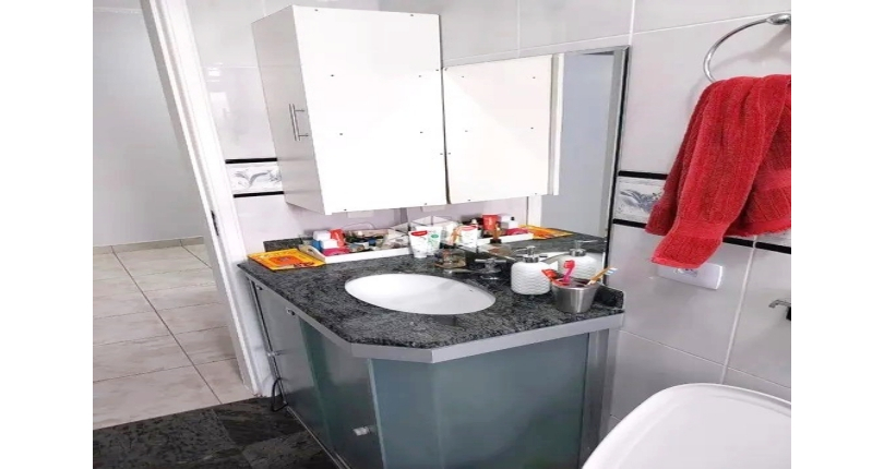  Sobrado à venda no Bairro da Vila Pereira Barreto na Rua Luís Carneiro,