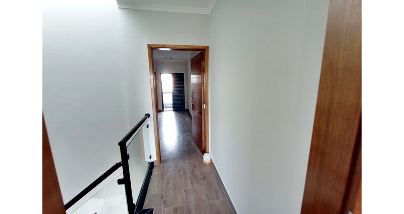 Sobrado novo à venda no Bairro do Jardim Vista Linda na Rua Alto Taquari 32