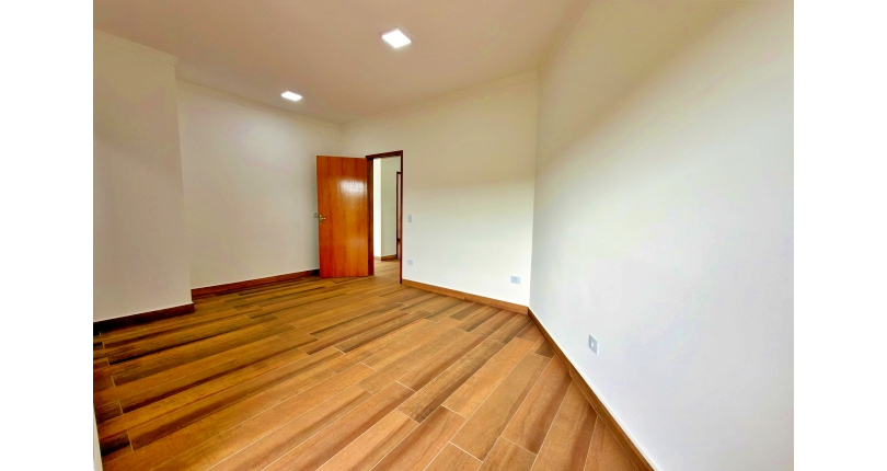 Sobrado à venda Rua das Sálvias, Portais (Polvilho) - Imóveis à Venda