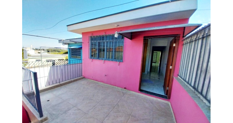 Sobrado à venda no Bairro do Jardim Mangalot na Rua Padre Aníbal Difrância