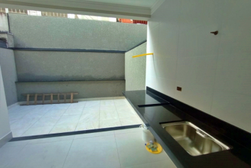 Sobrado novo à venda no Bairro do Parque São Domingos na Rua Vicente Gioberti  36