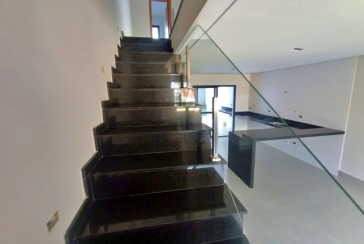 Sobrado novo à venda no Bairro do Parque São Domingos na Rua Vicente Gioberti  36