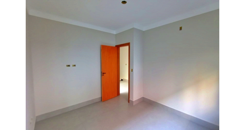 Sobrado novo à venda no Bairro do Parque São Domingos na Rua Vicente Gioberti  36