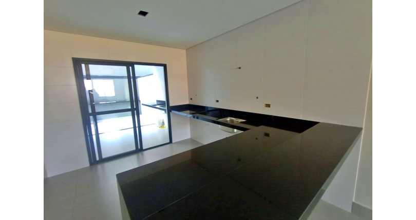 Sobrado novo à venda no Bairro do Parque São Domingos na Rua Vicente Gioberti  36