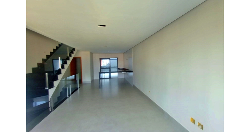 Sobrado novo à venda no Bairro do Parque São Domingos na Rua Vicente Gioberti  36