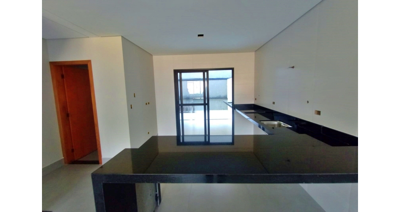 Sobrado novo à venda no Bairro do Parque São Domingos na Rua Vicente Gioberti  36