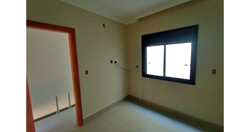 Sobrado novo à venda no Bairro do Parque São Domingos na Rua Vicente Gioberti  36