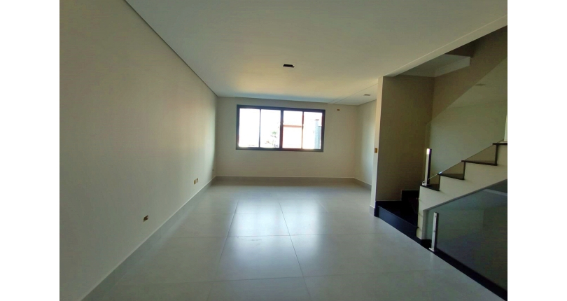 Sobrado novo à venda no Bairro do Parque São Domingos na Rua Vicente Gioberti  36