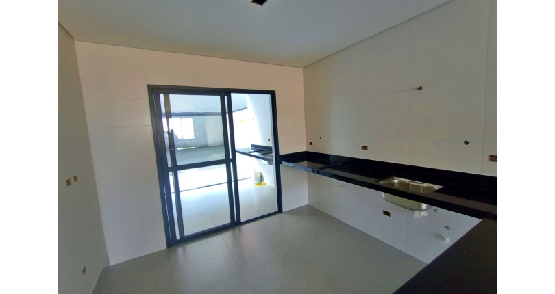 Sobrado novo à venda no Bairro do Parque São Domingos na Rua Vicente Gioberti  36 