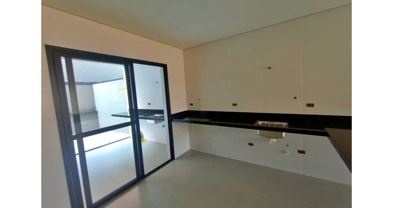 Sobrado novo à venda no Bairro do Parque São Domingos na Rua Vicente Gioberti  36 