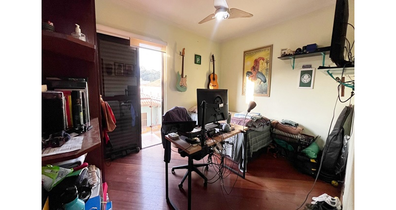 Sobrado à venda no Bairro do Jardim Líbano na Rua Adolfo Laurenti