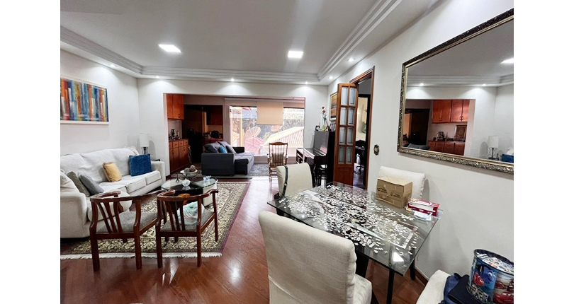 Sobrado à venda no Bairro do Jardim Líbano na Rua Adolfo Laurenti