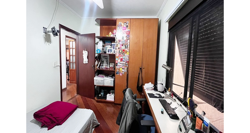 Sobrado à venda no Bairro do Jardim Líbano na Rua Adolfo Laurenti