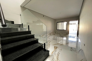 Sobrado novo à venda no Bairro do Jardim Felicidade (Zona Oeste) na Rua Rosálio José da Conceição 473,