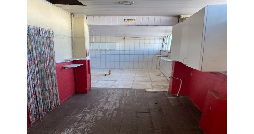 Imóvel Comercial à venda no Bairro do Jardim Santo Elias na Avenida Mutinga,