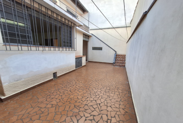  Casa Térrea à venda no Bairro do Parque São Domingos na Rua Vicente Gioberti 