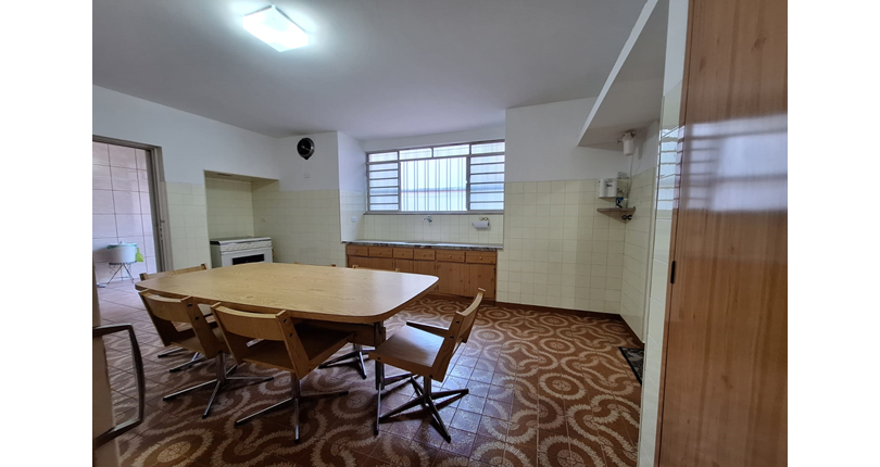  Casa Térrea à venda no Bairro do Parque São Domingos na Rua Vicente Gioberti 