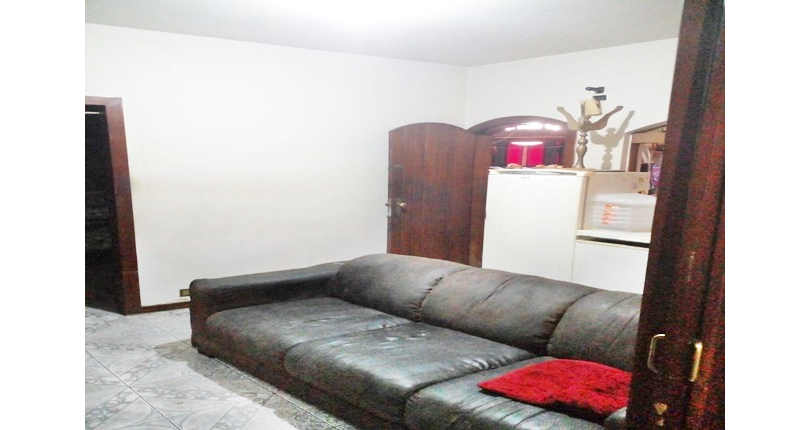 Casa para à venda no Bairro do Jardim Santo Elias na Rua Armando Flamarion Coelho