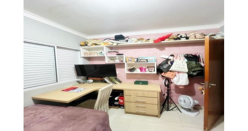 Casa Térrea à venda no Jardim Pirituba na Rua Glória de Dourados