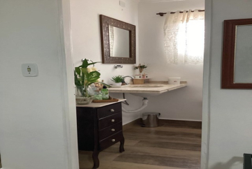 Casa térrea à venda no Bairro do Parque Panamericano na Rua Josefa Fontoura, 