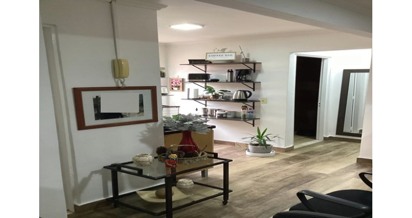 Casa térrea à venda no Bairro do Parque Panamericano na Rua Josefa Fontoura, 