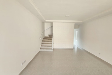 BELO Sobrado novo à venda no Bairro da Vila Guedes na Rua Doutor Nuno de Andrade 41