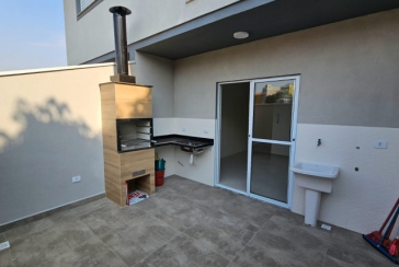 BELO Sobrado novo à venda no Bairro da Vila Guedes na Rua Doutor Nuno de Andrade 41