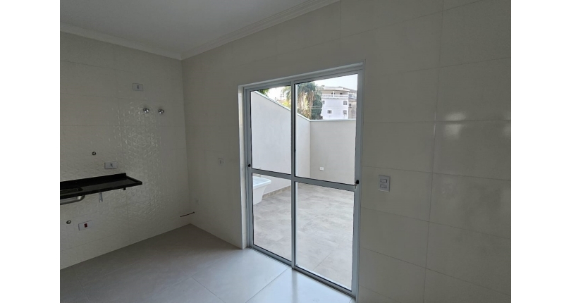 BELO Sobrado novo à venda no Bairro da Vila Guedes na Rua Doutor Nuno de Andrade 41