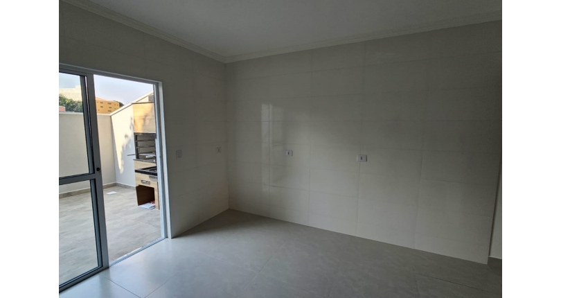 BELO Sobrado novo à venda no Bairro da Vila Guedes na Rua Doutor Nuno de Andrade 41