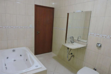 Sobrado à venda no Bairro da Chacara Inglesa na Rua Pompeu Sobrinho