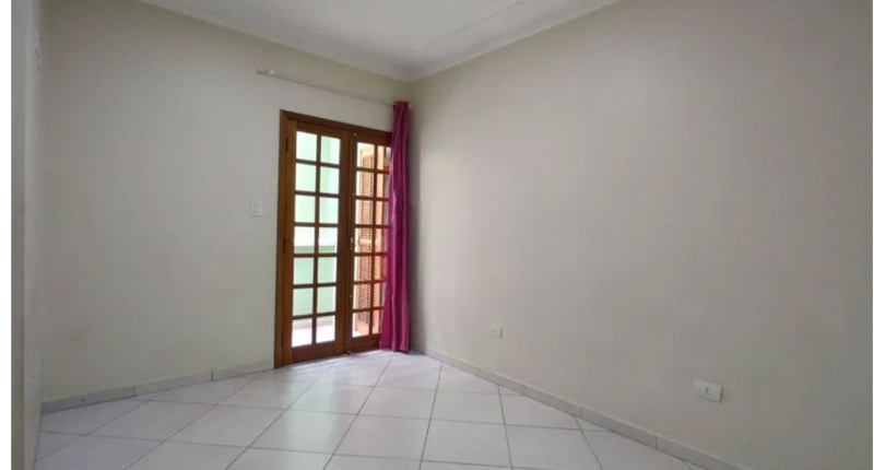 Sobrado à venda no Bairro da Chacara Inglesa na Rua Pompeu Sobrinho