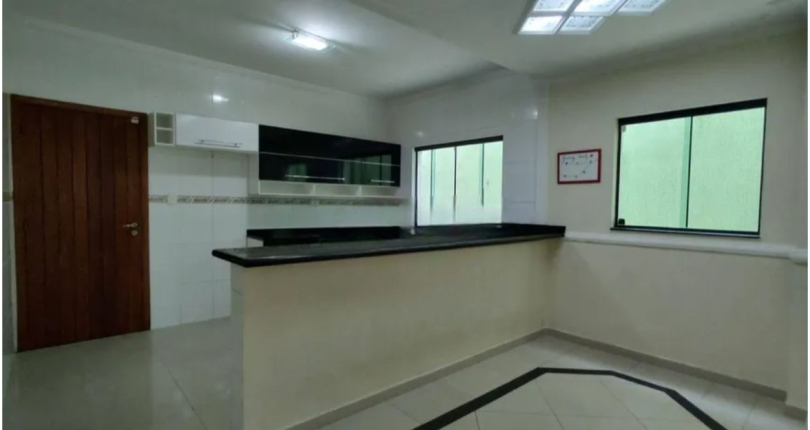 Sobrado à venda no Bairro da Chacara Inglesa na Rua Pompeu Sobrinho