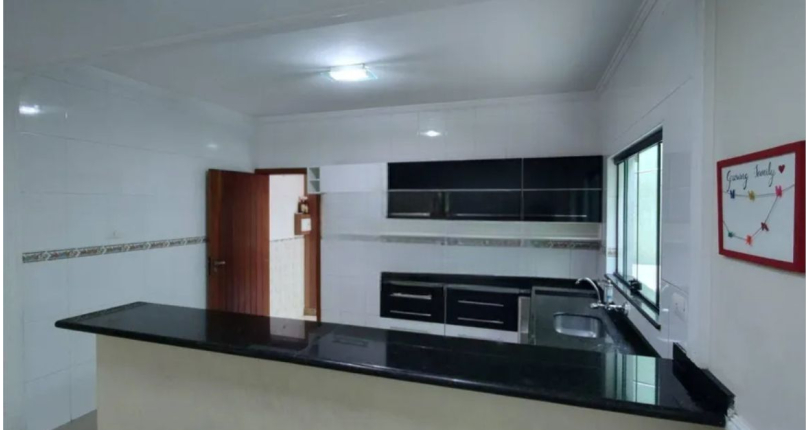 Sobrado à venda no Bairro da Chacara Inglesa na Rua Pompeu Sobrinho