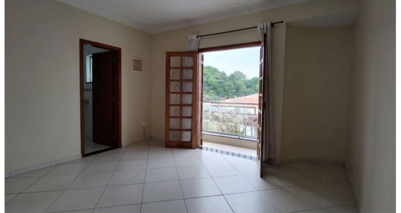 Sobrado à venda no Bairro da Chacara Inglesa na Rua Pompeu Sobrinho