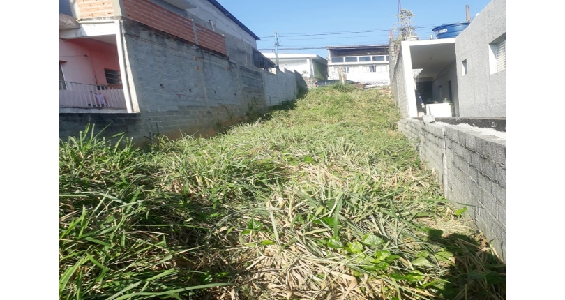 Terreno à venda no Bairro da Vila Aurora na Rua Amadeu Roldan,