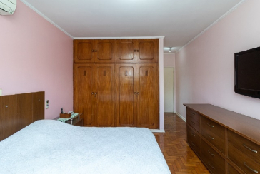 Lindo Sobrado à venda no Bairro do Parque São Domingos na Rua Artur Bastos,