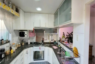 Sobrado à venda no Bairro da Chacara Inglesa na Rua Pompeu Sobrinho,