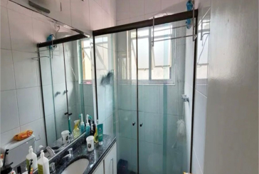 Sobrado à venda no Bairro da Chacara Inglesa na Rua Pompeu Sobrinho,