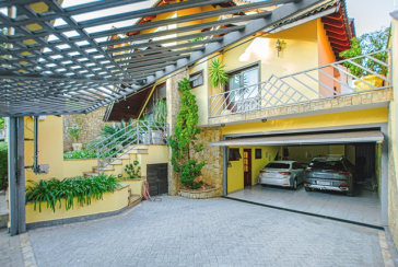 Sobrado Alto Padrão à venda no City América na Rua Dinah Silveira de Queiroz