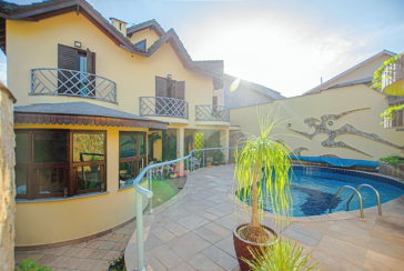 Sobrado Alto Padrão à venda no City América na Rua Dinah Silveira de Queiroz