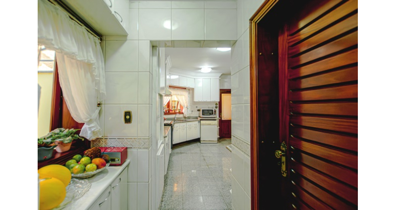 Sobrado Alto Padrão à venda no City América na Rua Dinah Silveira de Queiroz