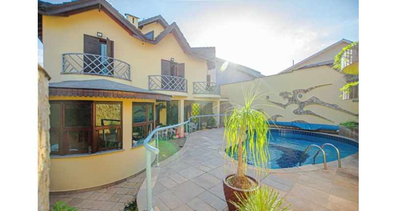 Sobrado Alto Padrão à venda no City América na Rua Dinah Silveira de Queiroz