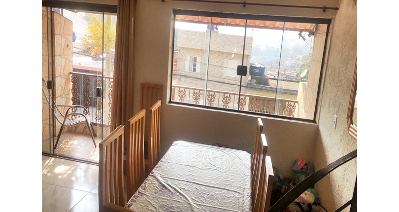 Sobrado à venda no Bairro da Vila Aurora na Rua Olímpio Barcelos