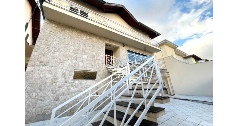 Sobrado Alto Padrão à venda no City America na Rua Irmã Dora Viotti