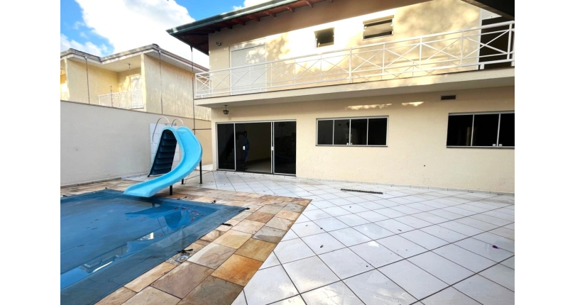 Sobrado Alto Padrão à venda no City America na Rua Irmã Dora Viotti