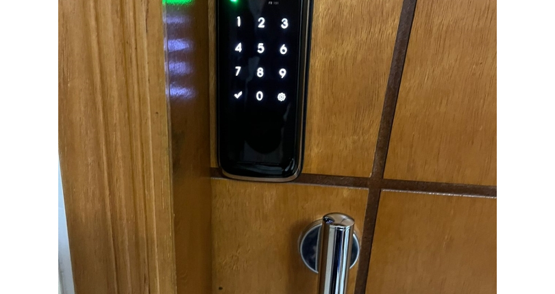 BELO Apartamento à venda no Bairro do Jardim Santo Elias na Rua Ademar Martins de Freitas 257, Condomínio Edifício Residencial Pirituba CDHU,