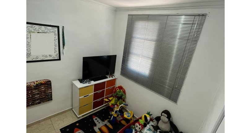BELO Apartamento à venda no Bairro do Jardim Santo Elias na Rua Ademar Martins de Freitas 257, Condomínio Edifício Residencial Pirituba CDHU,