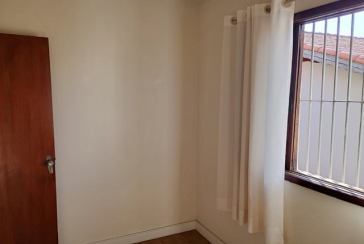 Sobrado à venda no Bairro do Jardim Maristela na Rua Erva Divina